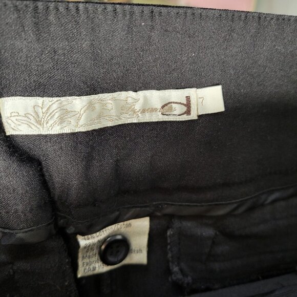 Dynamite Stretch Y2K Crop Pants - Picture 3 of 4